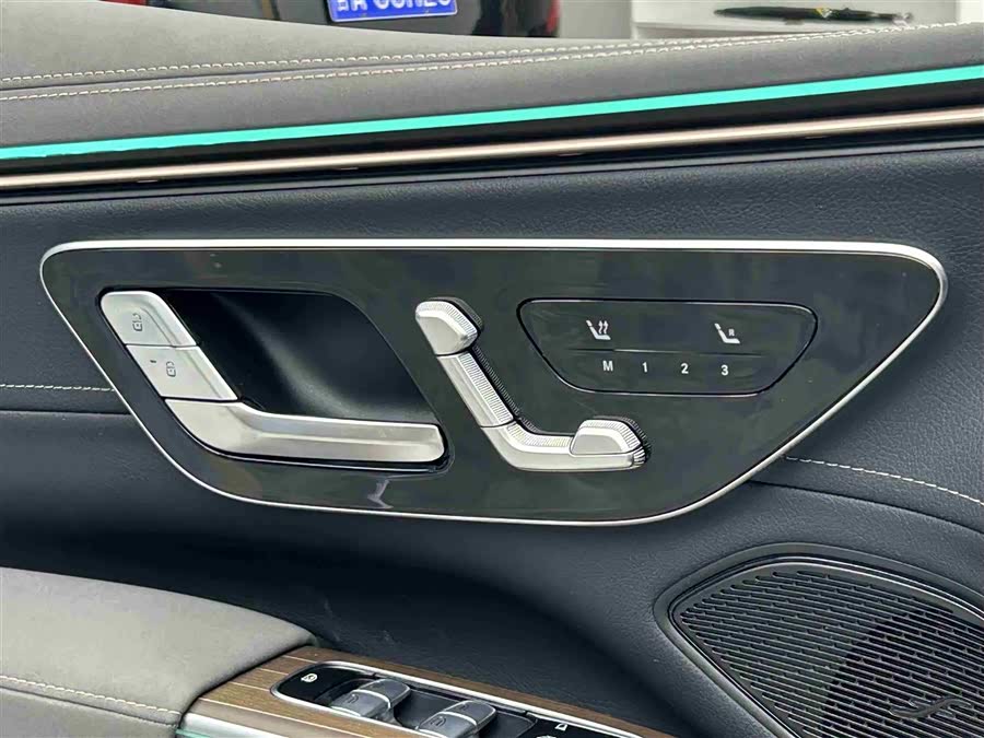 Mercedes-Benz EQS SUV 2024 car image #15