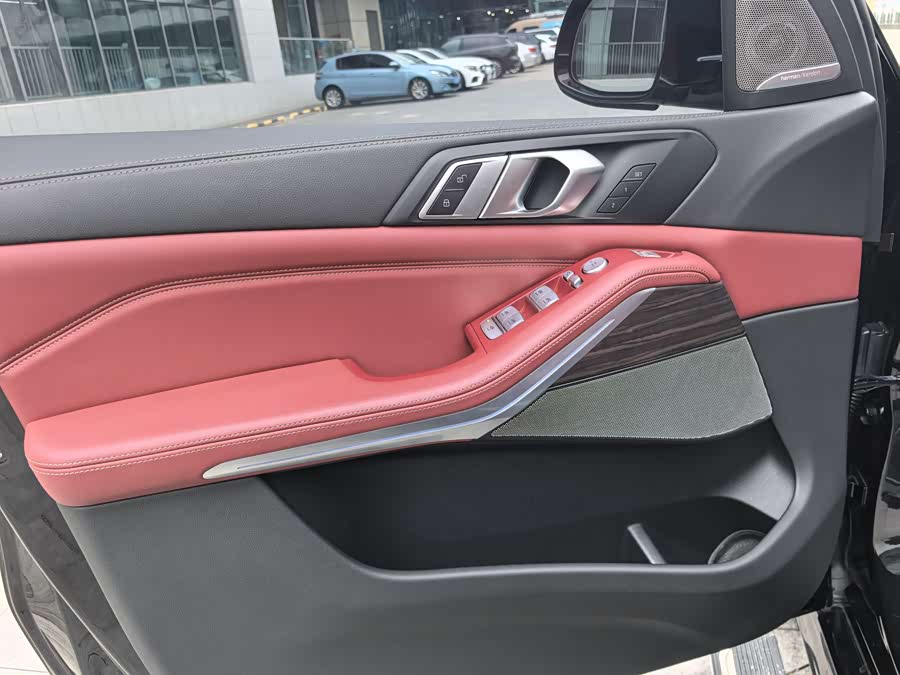 BMW X5 2023 car image #15