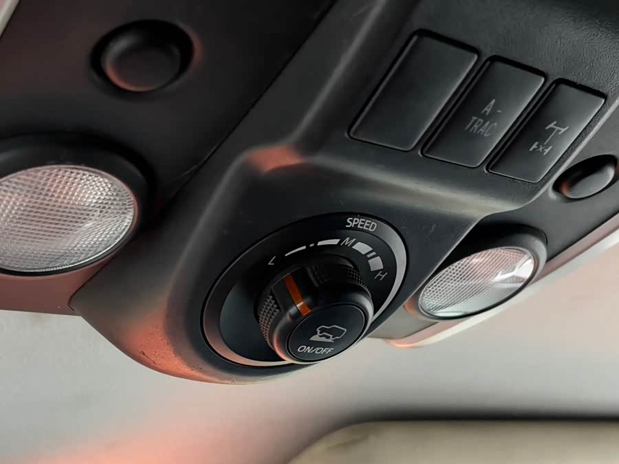 Toyota FJ Cruiser 2014 car image #15