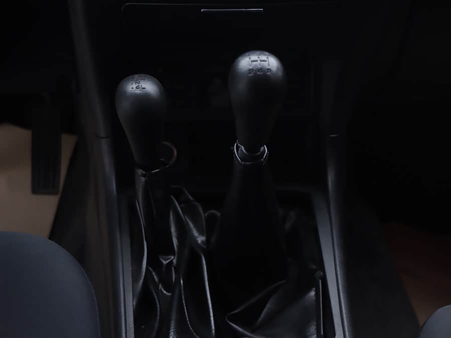 日产 日产帕拉丁 2016 汽车图片 #15