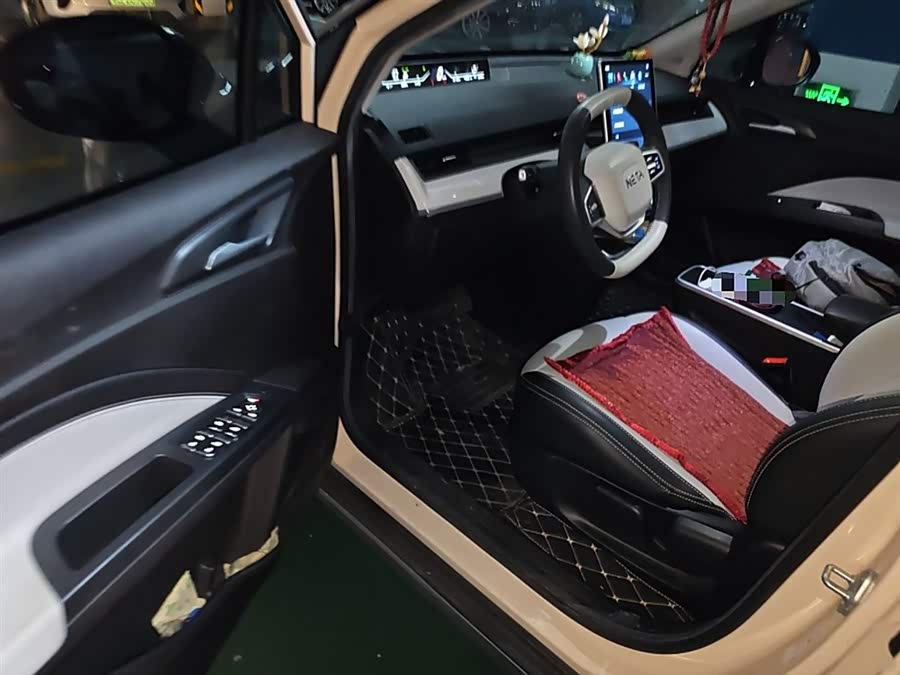 哪吒汽车 哪吒AYA 2024 汽车图片 #15