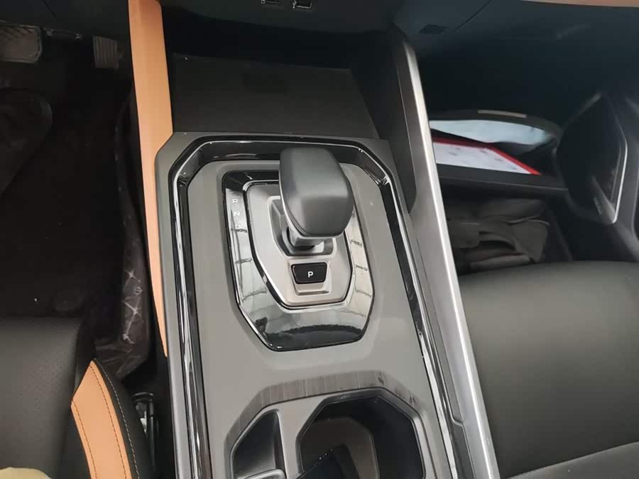 GEELY OkavangoPRO 2024 #15 GEELY OkavangoPRO 2024 car image #15