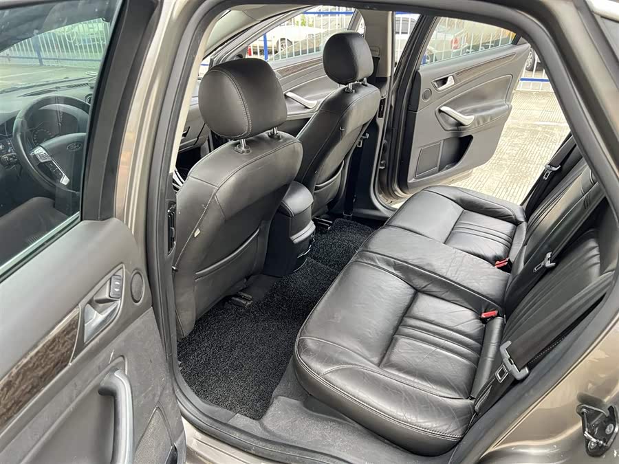 Ford Mondeo-Zhisheng 2013 car image #15