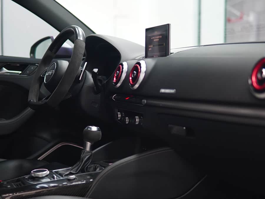 Audi RS 3 2017 car image #15