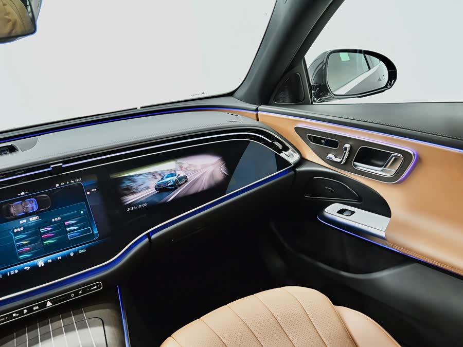 Mercedes-Benz E Class New Energy 2024 car image #15