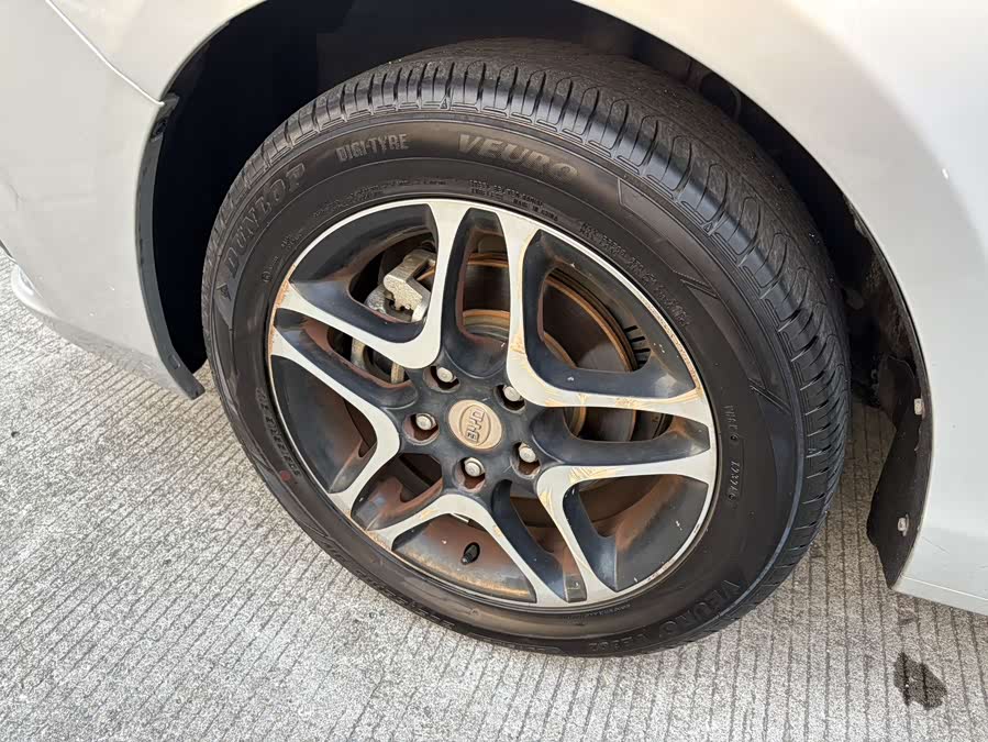 BYD G5 2014 #15 BYD G5 2014 изображение автомобиля #15