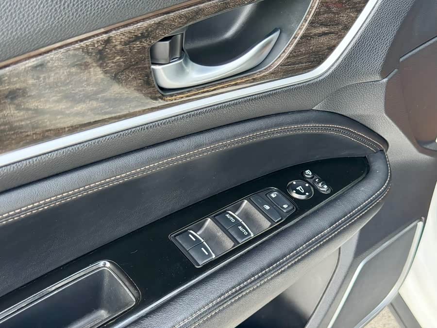 Honda UR-V 2021 immagine di auto #15