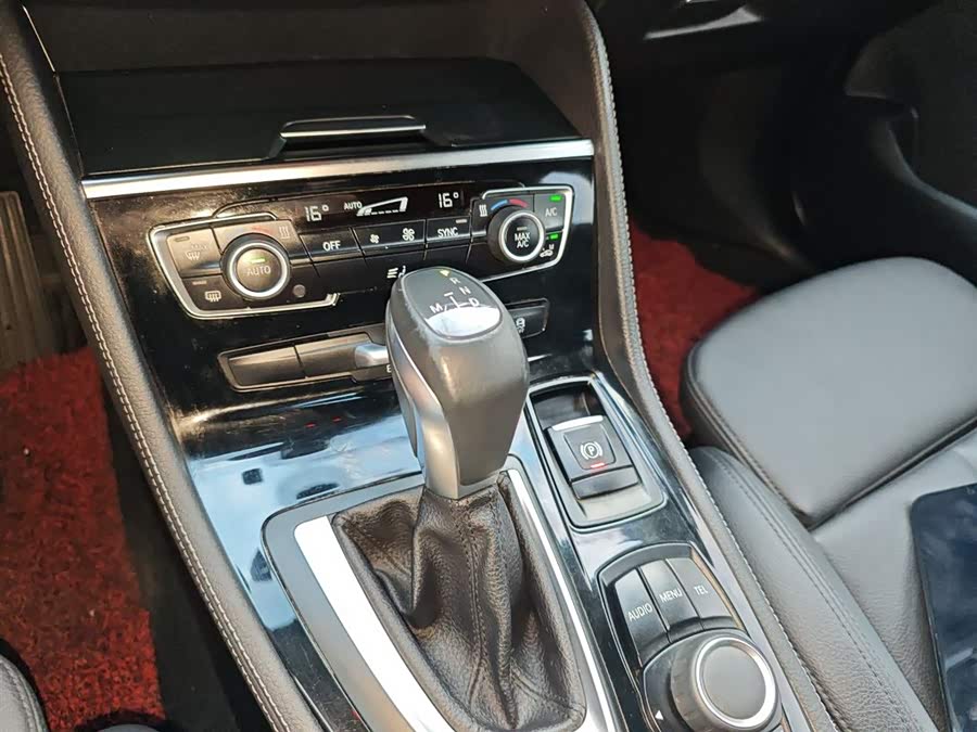 BMW 2 Series Tourer (Imported) 2015 #15 BMW 2 Series Tourer (Imported) 2015 immagine di auto #15