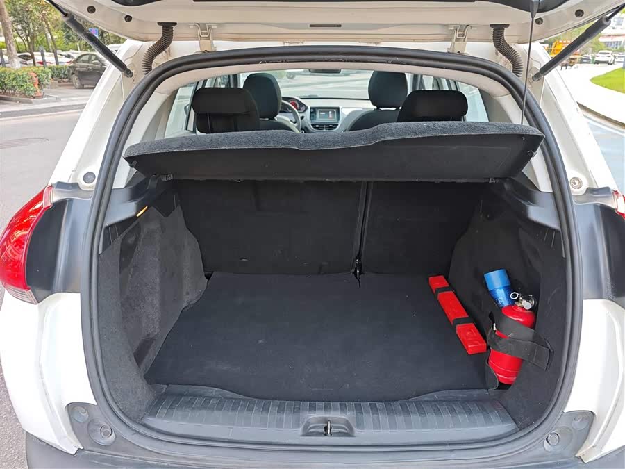 Peugeot 2008 2014 image de voiture #15