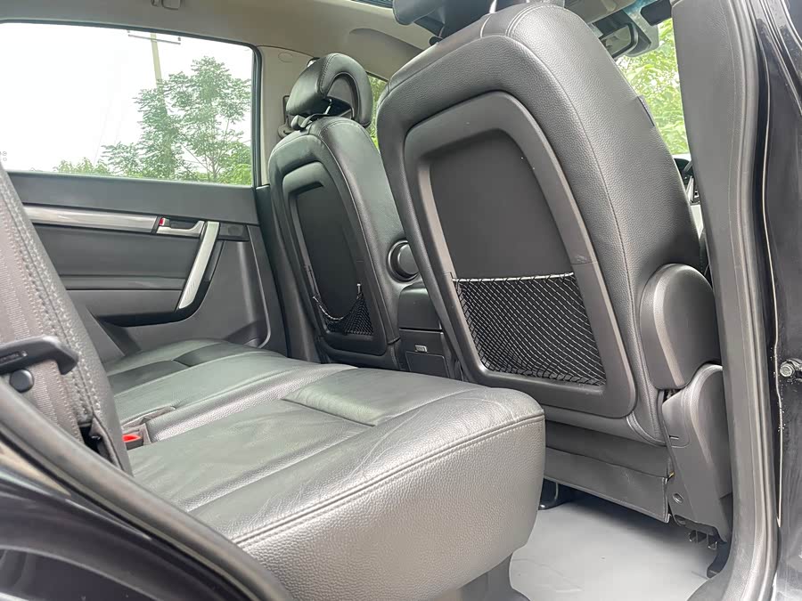 Chevrolet Captiva (Imported) 2010 car image #15