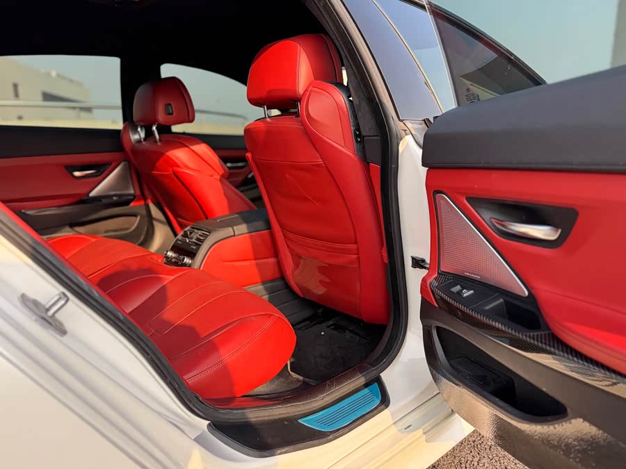 BMW M6 2020 car image #15