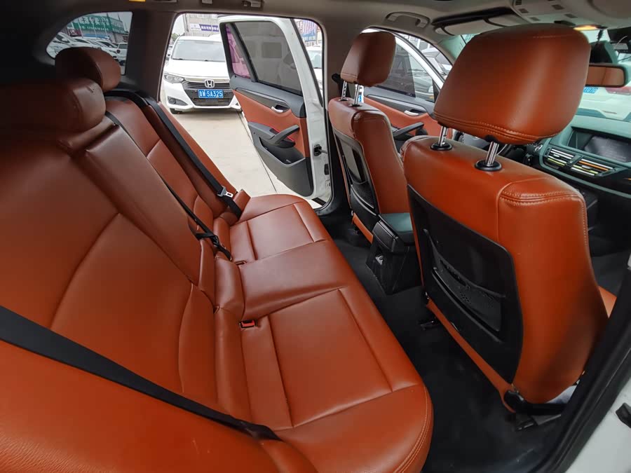 BMW X1 (Imported) 2011 car image #15