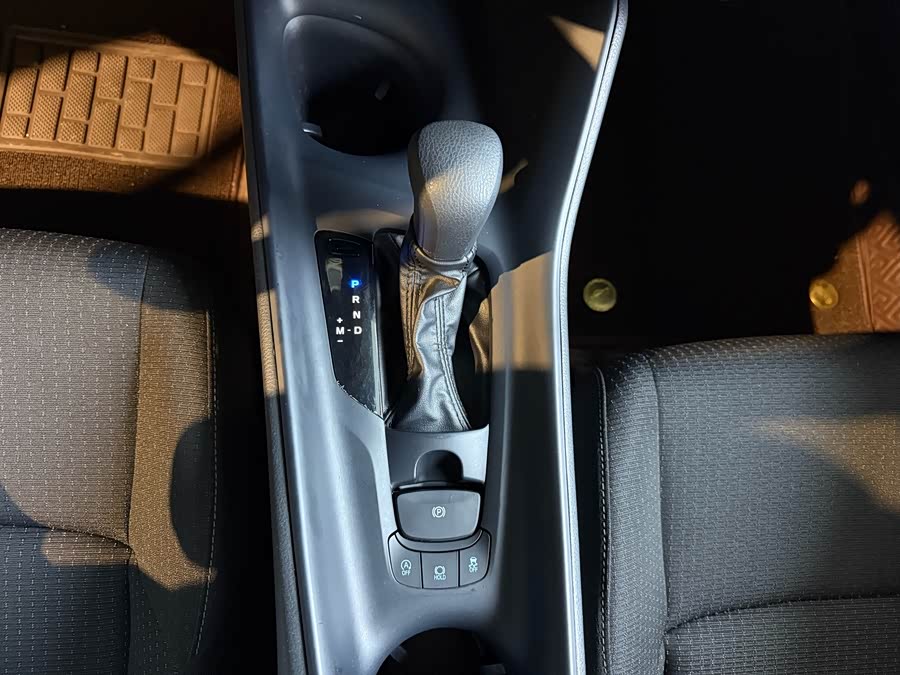 Toyota Izoa 2021 #15 Toyota Izoa 2021 immagine di auto #15