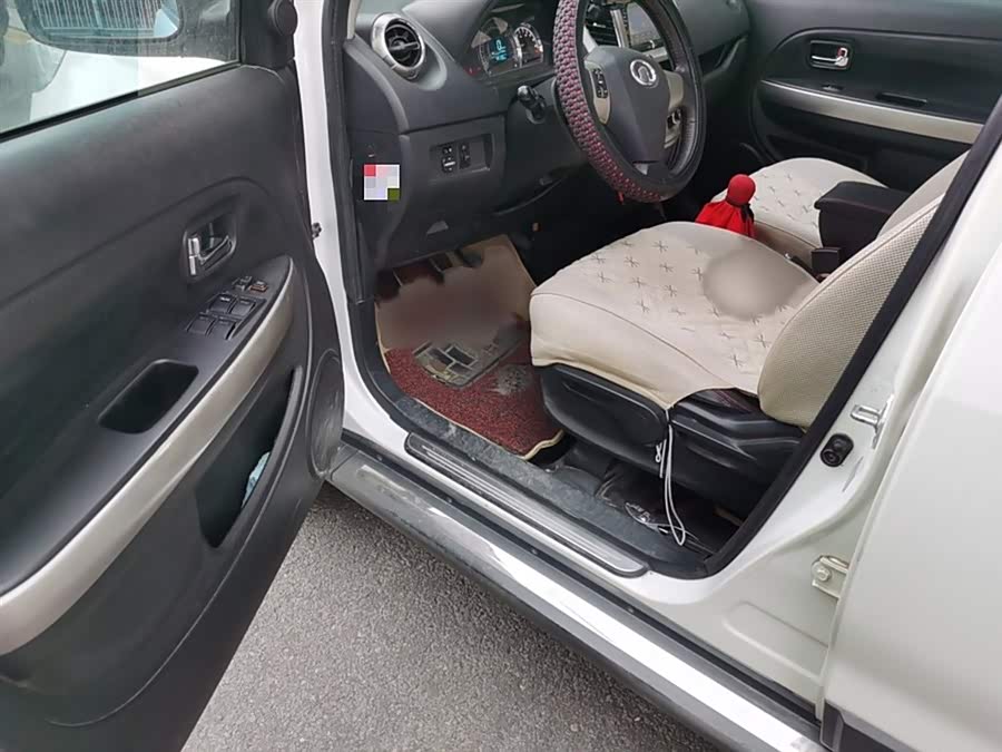 Great Wall M4 2013 car image #15