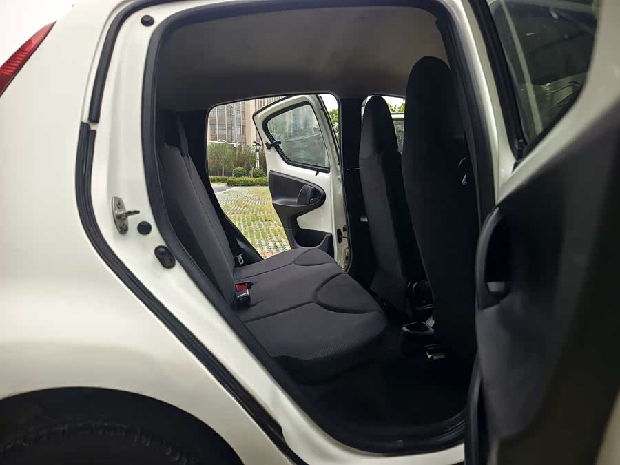 BYD F0 2014 immagine di auto #15