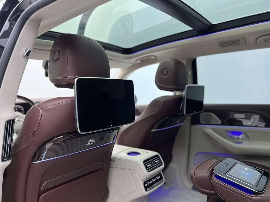 Mercedes-Benz Maybach GLS 2022 #15 Mercedes-Benz Maybach GLS 2022 car image #15