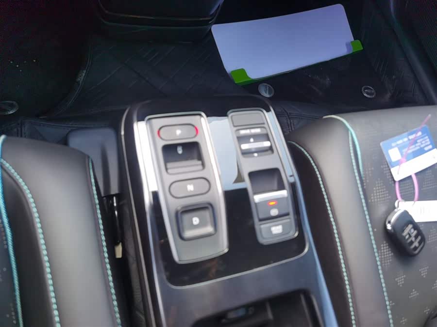 Honda e:NP2 2025 #15 Honda e:NP2 2025 car image #15