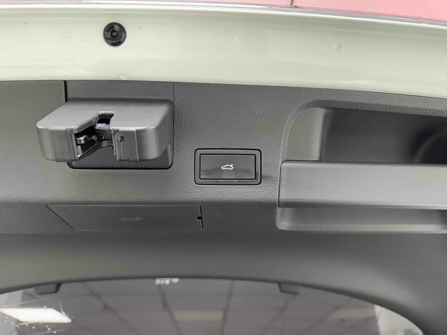 Volkswagen CC (FAW-Volkswagen) 2024 car image #15