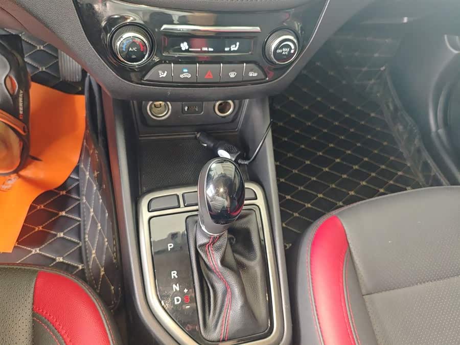 Changan Eado XT 2018 immagine di auto #15