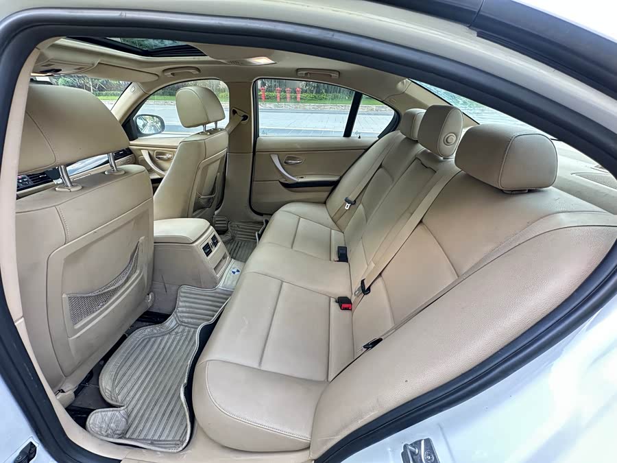 BMW 3 Series (Imported) 2012 изображение автомобиля #15