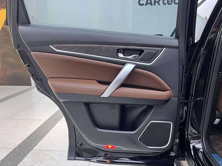 Honda UR-V 2022 car image #15