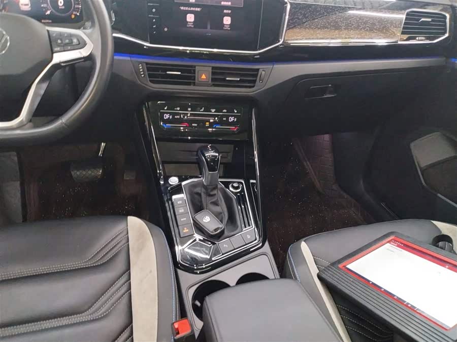 Volkswagen Tayron GTE 2022 #15 Volkswagen Tayron GTE 2022 car image #15