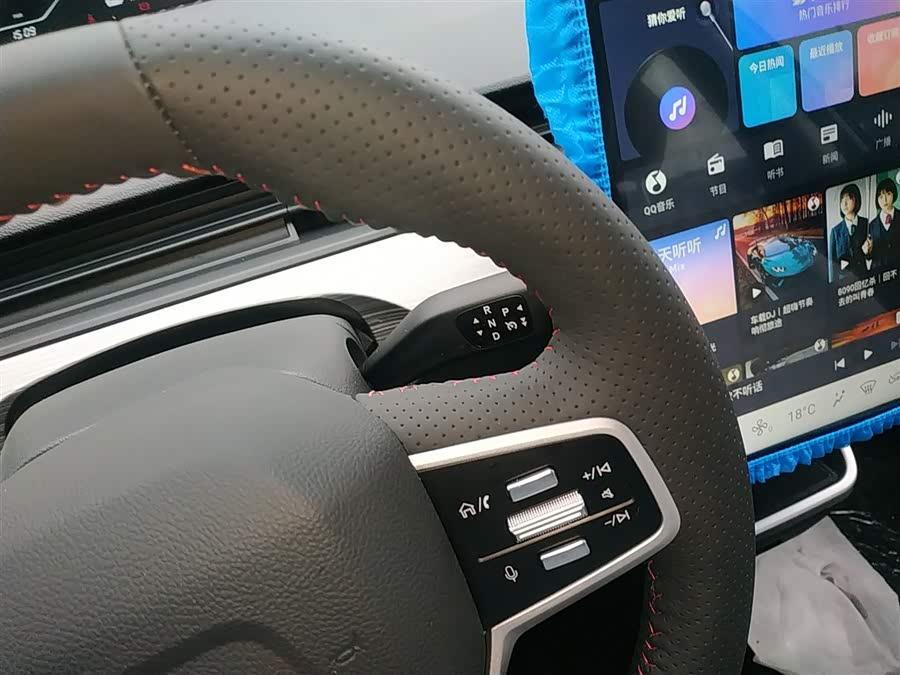 哪吒汽车 哪吒AYA 2025 汽车图片 #15