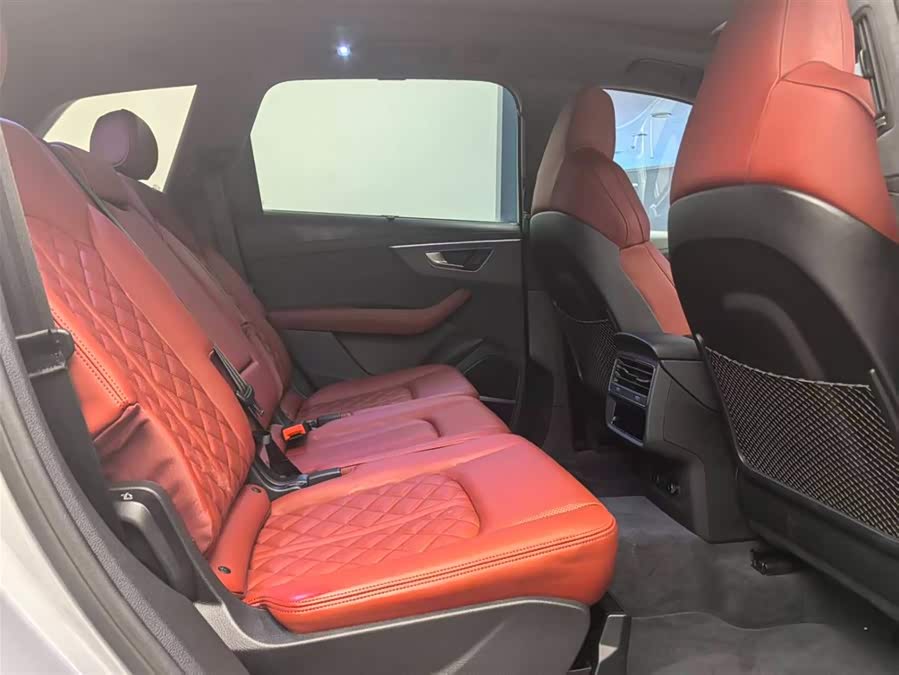 Audi SQ7 2024 #15 Audi SQ7 2024 car image #15