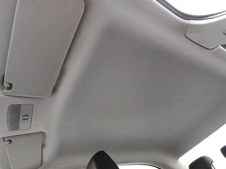 Volkswagen Santana 2013 car image #15