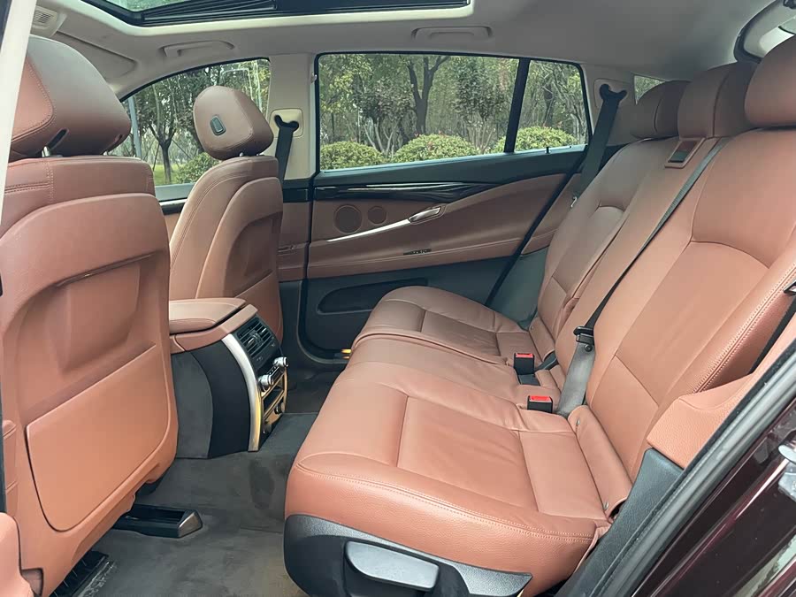 BMW 5 Series GT 2015 #15 BMW 5 Series GT 2015 image de voiture #15