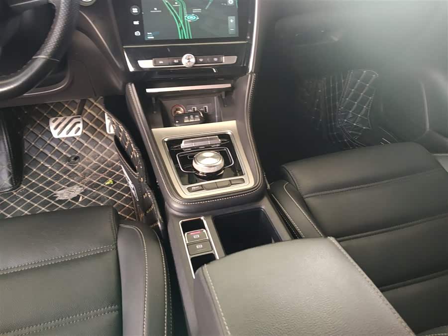 MG 6 New Energy 2018 car image #15