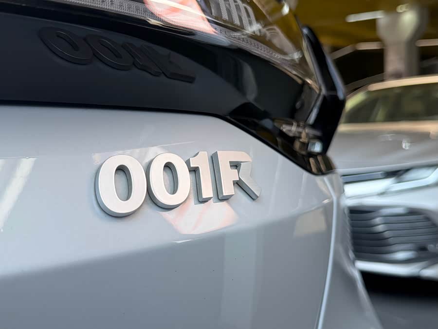 Zeekr 001 FR 2023 изображение автомобиля #15