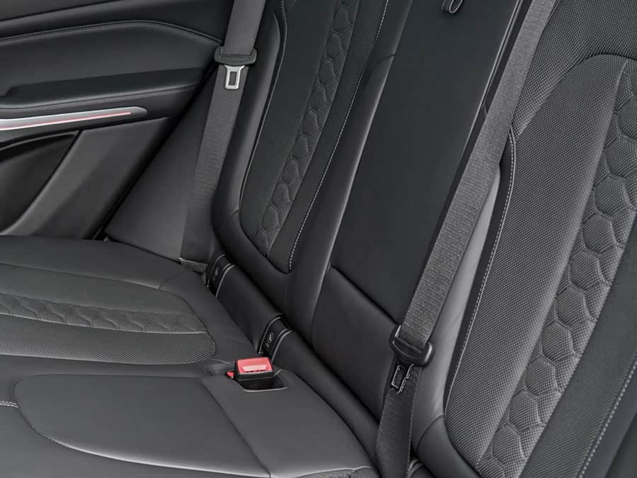 BMW X5 M 2022 #15 BMW X5 M 2022 car image #15