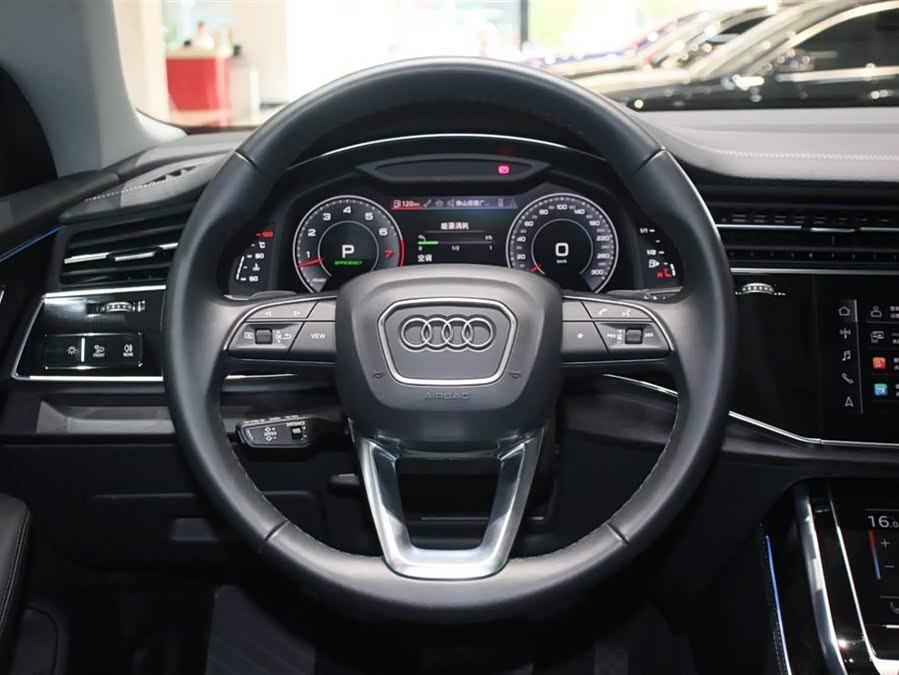 Audi Q8 2023 #15 Audi Q8 2023 car image #15