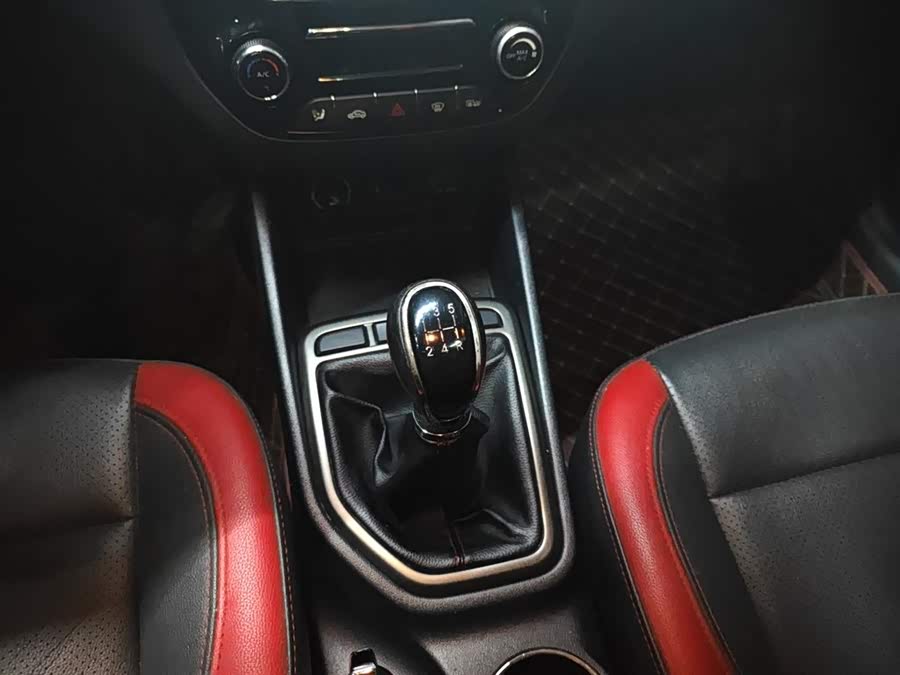 Changan Eado XT 2016 #15 Changan Eado XT 2016 car image #15