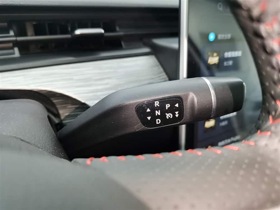 哪吒汽车 哪吒AYA 2024 汽车图片 #15