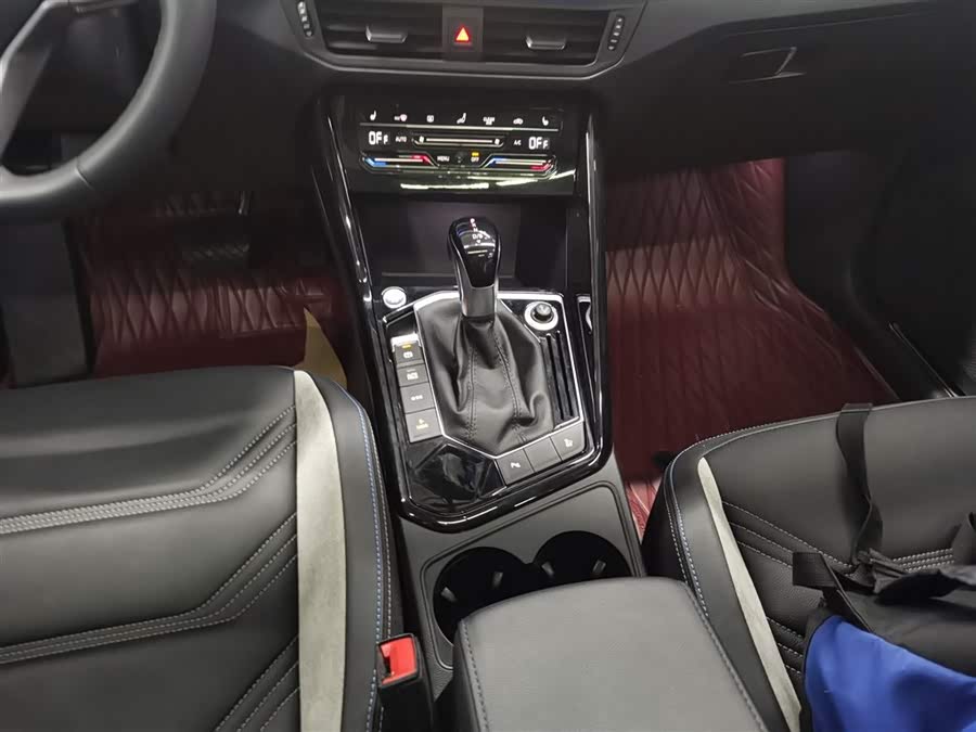 Volkswagen Tayron GTE 2020 car image #15