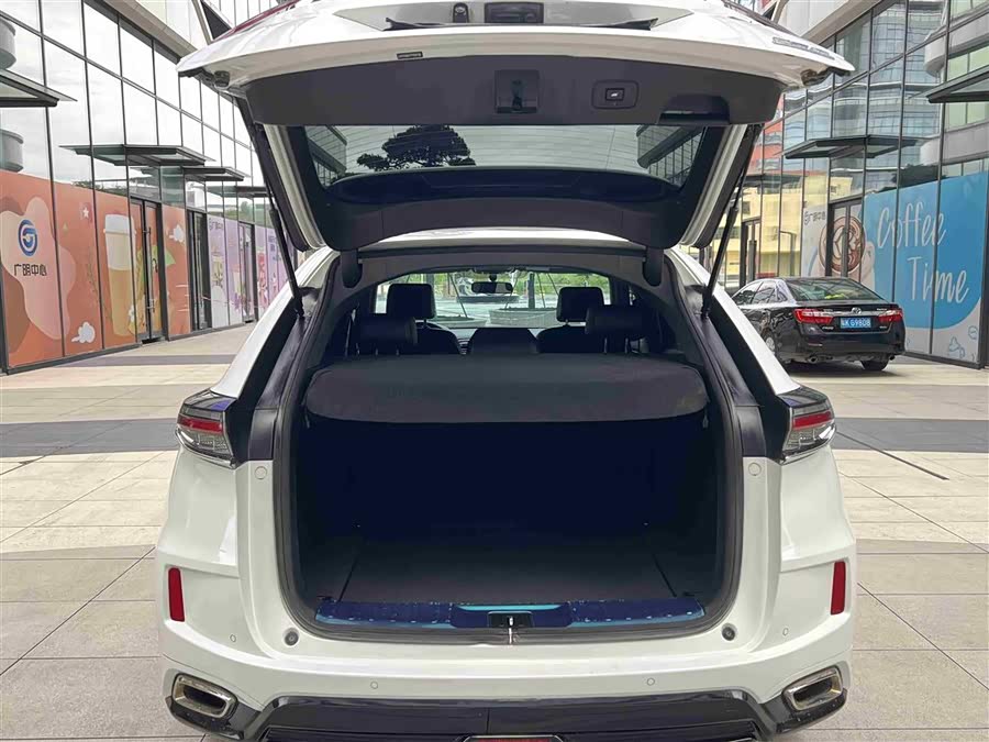 Honda UR-V 2023 #15 Honda UR-V 2023 car image #15