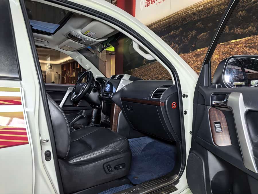 Toyota Land Cruiser Prado 2017 #15 Toyota Land Cruiser Prado 2017 car image #15