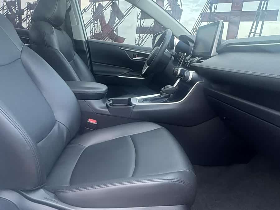 丰田 RAV4荣放 2022 汽车图片 #15