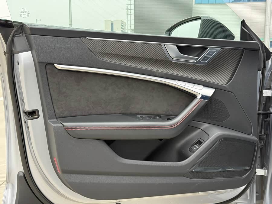 Audi RS 7 2021 car image #15