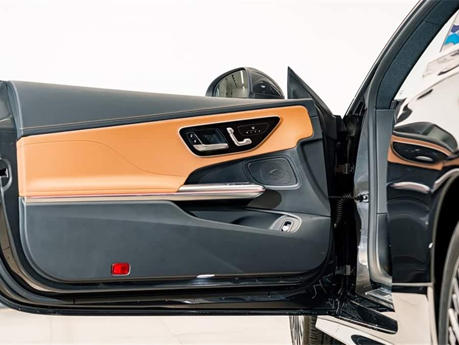 Mercedes-Benz CLE Class 2025 #15 Mercedes-Benz CLE Class 2025 car image #15