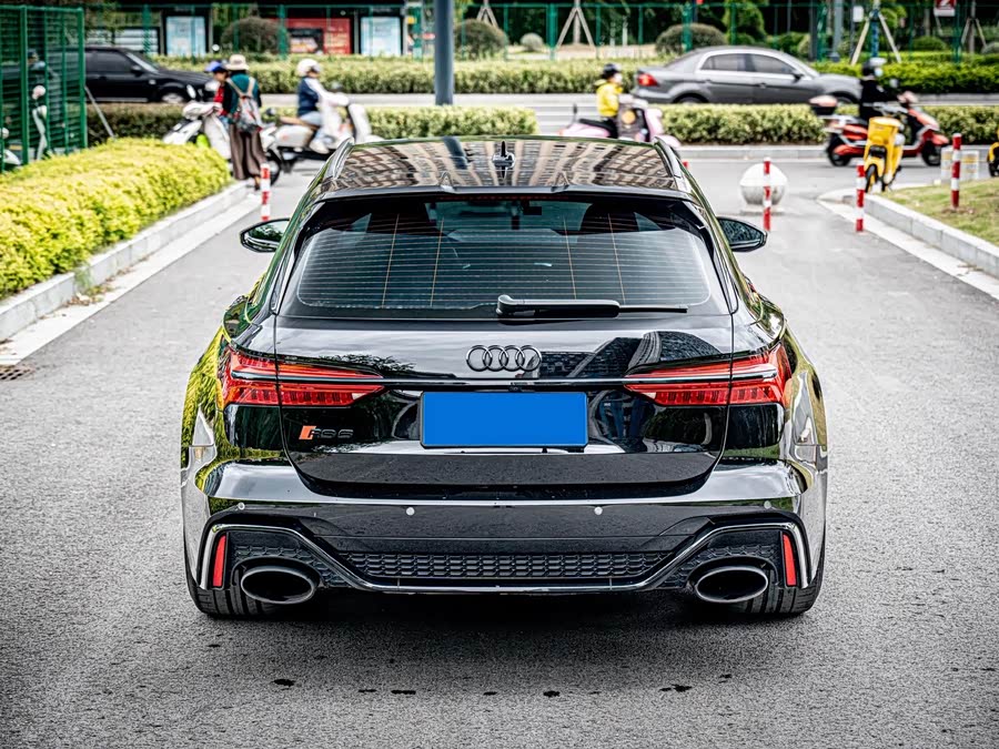 Audi RS 6 2021 immagine di auto #15