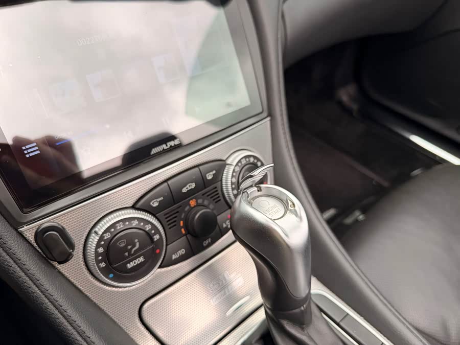 Mercedes-Benz SL Class 2012 car image #15