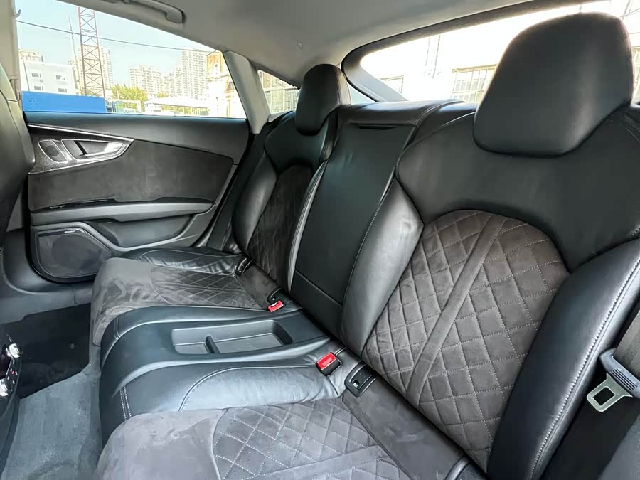 Audi S7 2013 car image #15