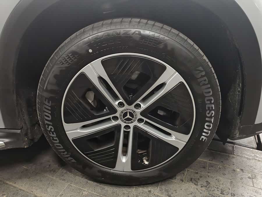 Mercedes-Benz EQE SUV 2025 car image #15