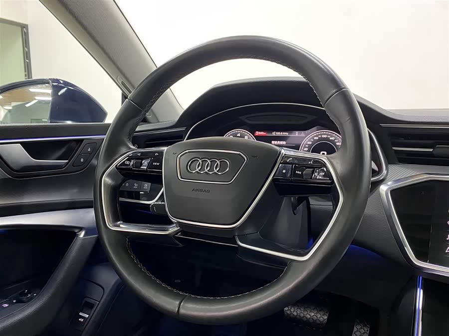 Audi A7L 2023 immagine di auto #15