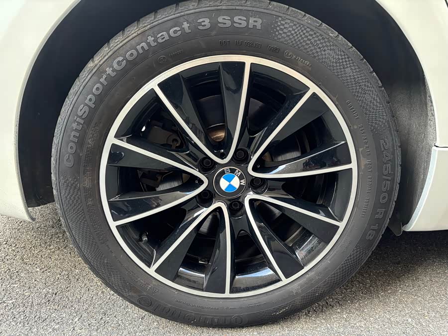 BMW 5 Series GT 2015 imagen de coche #15