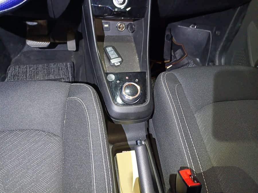 哪吒汽车 哪吒N01 2020 汽车图片 #15