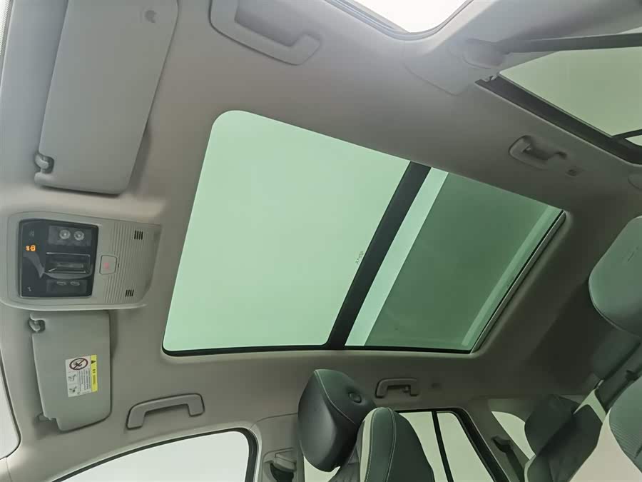 Volkswagen ID.6 Crozz 2023 car image #15